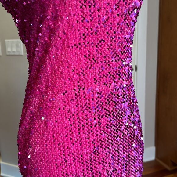 MAGENTA SEQUIN DRESS BODYCON MIDI ROMINA LINED FASHION NOVA PARTY VEGAS NWT SZ L - Picture 5 of 13